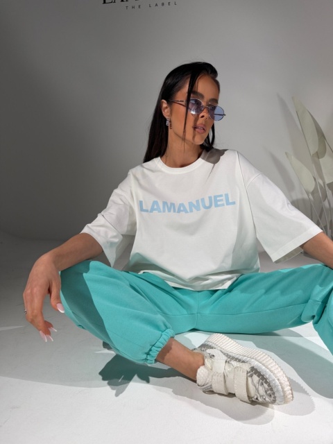 T-shirt damski oversize Lamanuel  BLANK ecru – butik NUVELL PREMIUM.