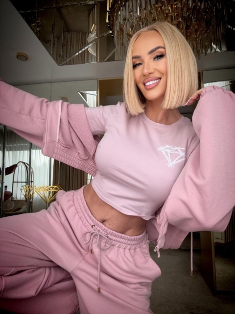 Crop Top JUST UNIQUE | Nowości NUVELL